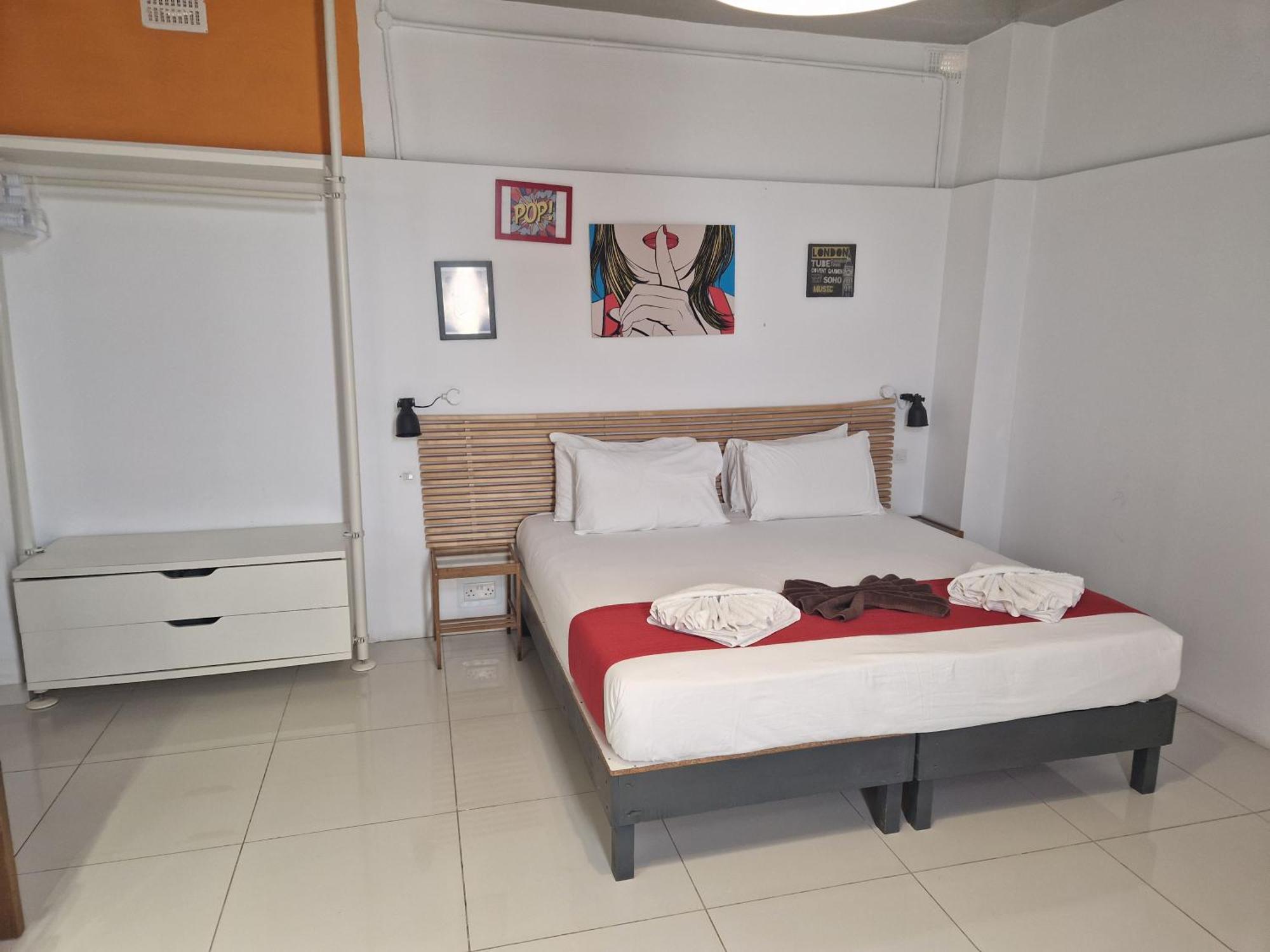 Cresta Aparthotel Saint Julian's